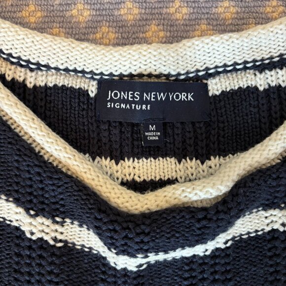 knit long sleeve sweater - Picture 2 of 3